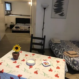 San Damiano Casa vacanze Aeroporto di Catania Fontana Rossa